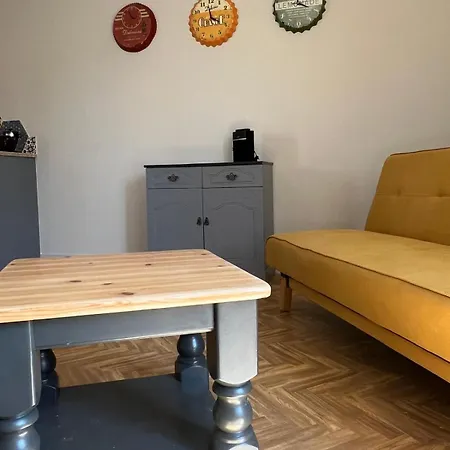 Vigne - On A Vineyard, Overlooking The Vines In 2 Bedroomed * Savigne