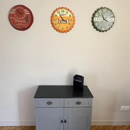 Vigne - On A Vineyard, Overlooking The Vines In 2 Bedroomed * Savigne